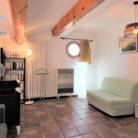 Villa Hyeres-charmante Piscine 5mn Plages Parking-wifi *