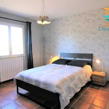Villa Hyeres-charmante Piscine 5mn Plages Parking-wifi Hyeres