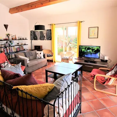 Hyeres-charmante Piscine 5mn Plages Parking-wifi Villa